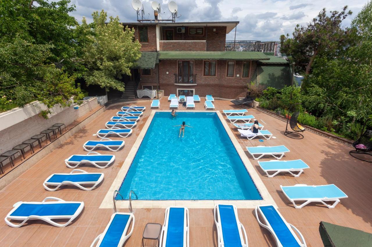 Hotel Beaumonde Garden ティビリシ エクステリア 写真