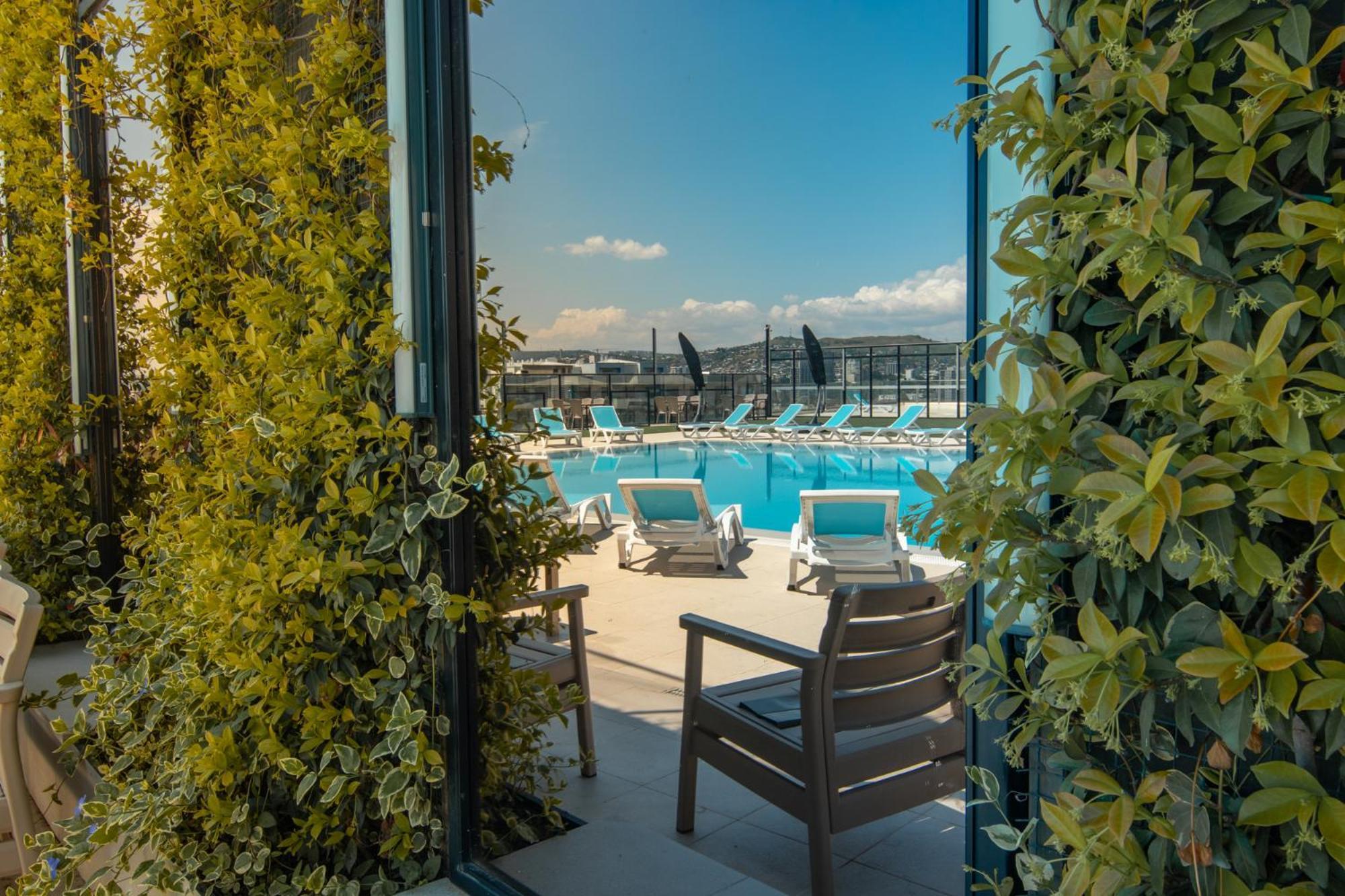 Hotel Beaumonde Garden ティビリシ エクステリア 写真